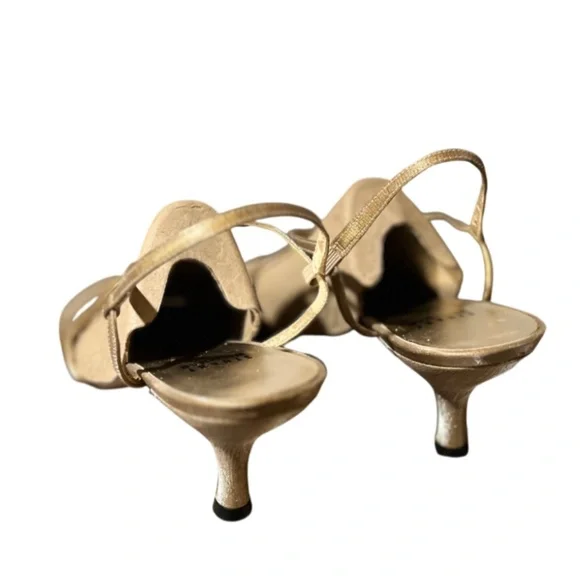 Stuart Weitzman Gold Strappy Kitten Heel Sandals - Picture 5 of 10
